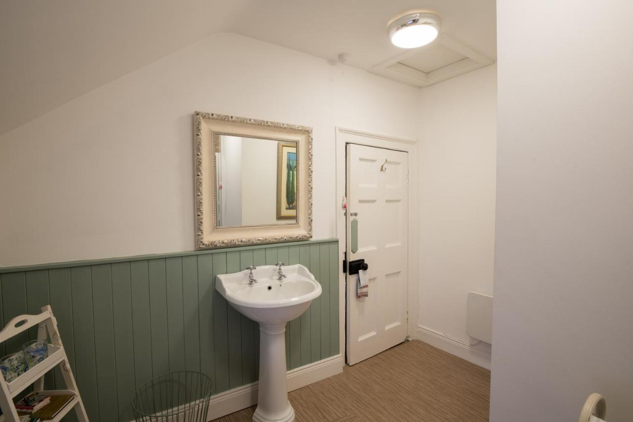 Charming 2-Bed Apartment In Donegal Town Centre Kültér fotó