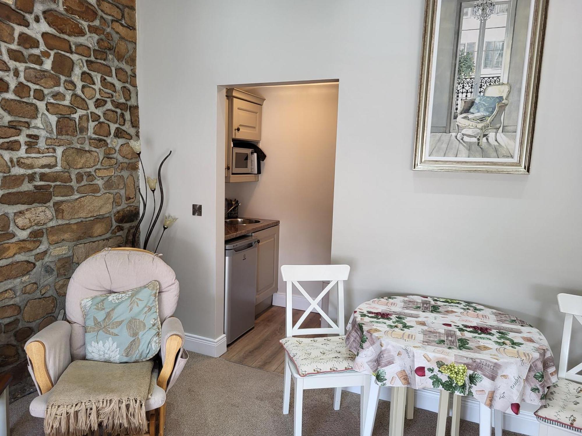 Charming 2-Bed Apartment In Donegal Town Centre Kültér fotó