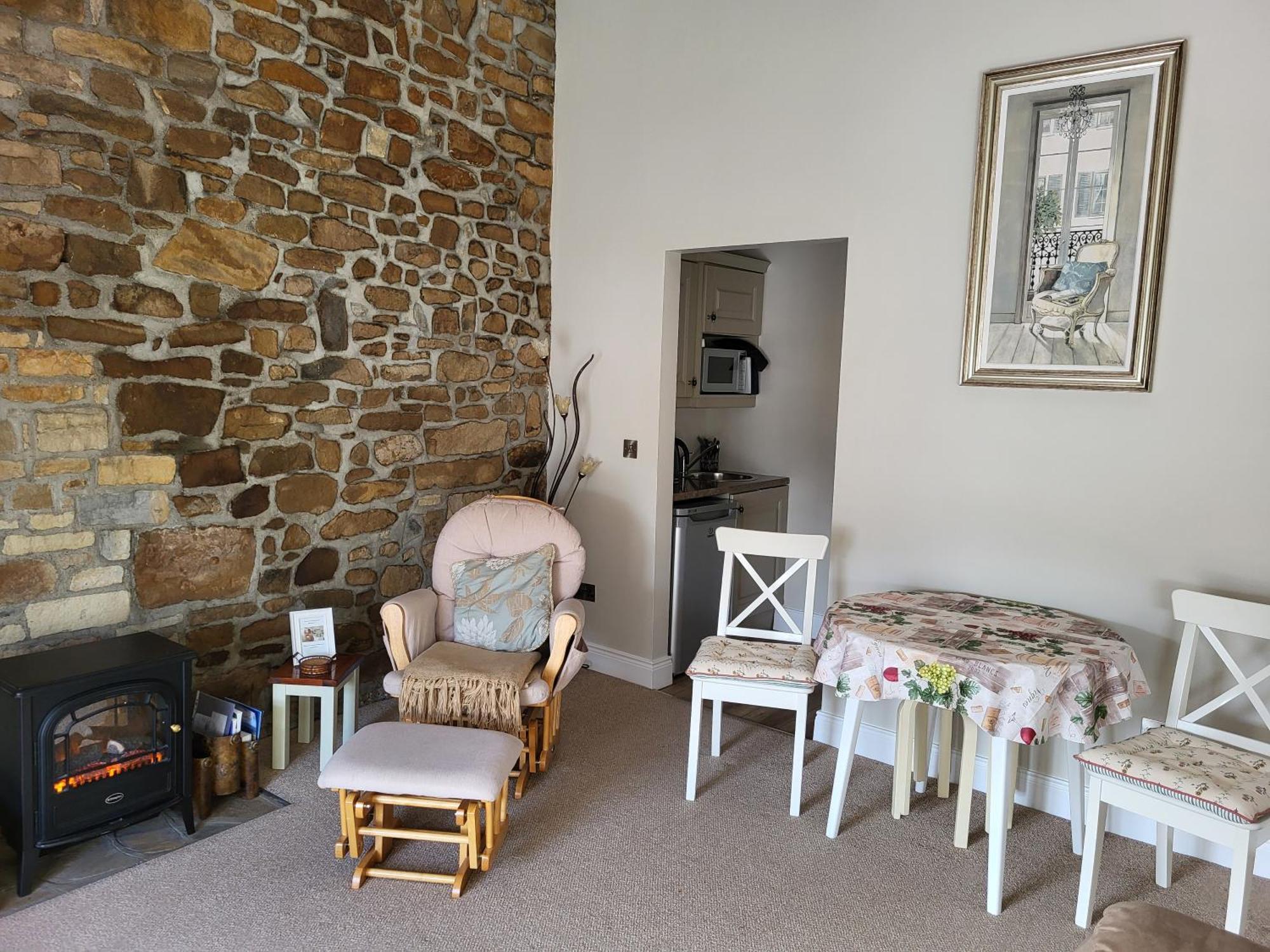 Charming 2-Bed Apartment In Donegal Town Centre Kültér fotó